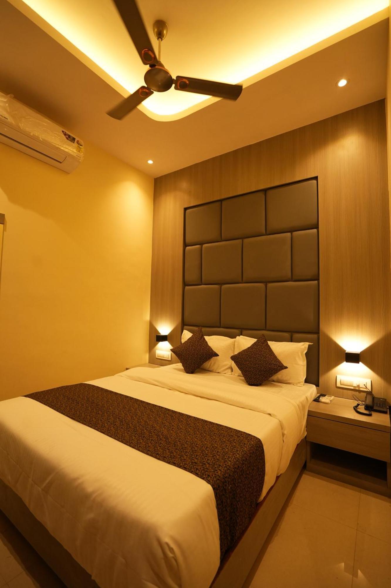 Hotel Boston Mumbai Ngoại thất bức ảnh