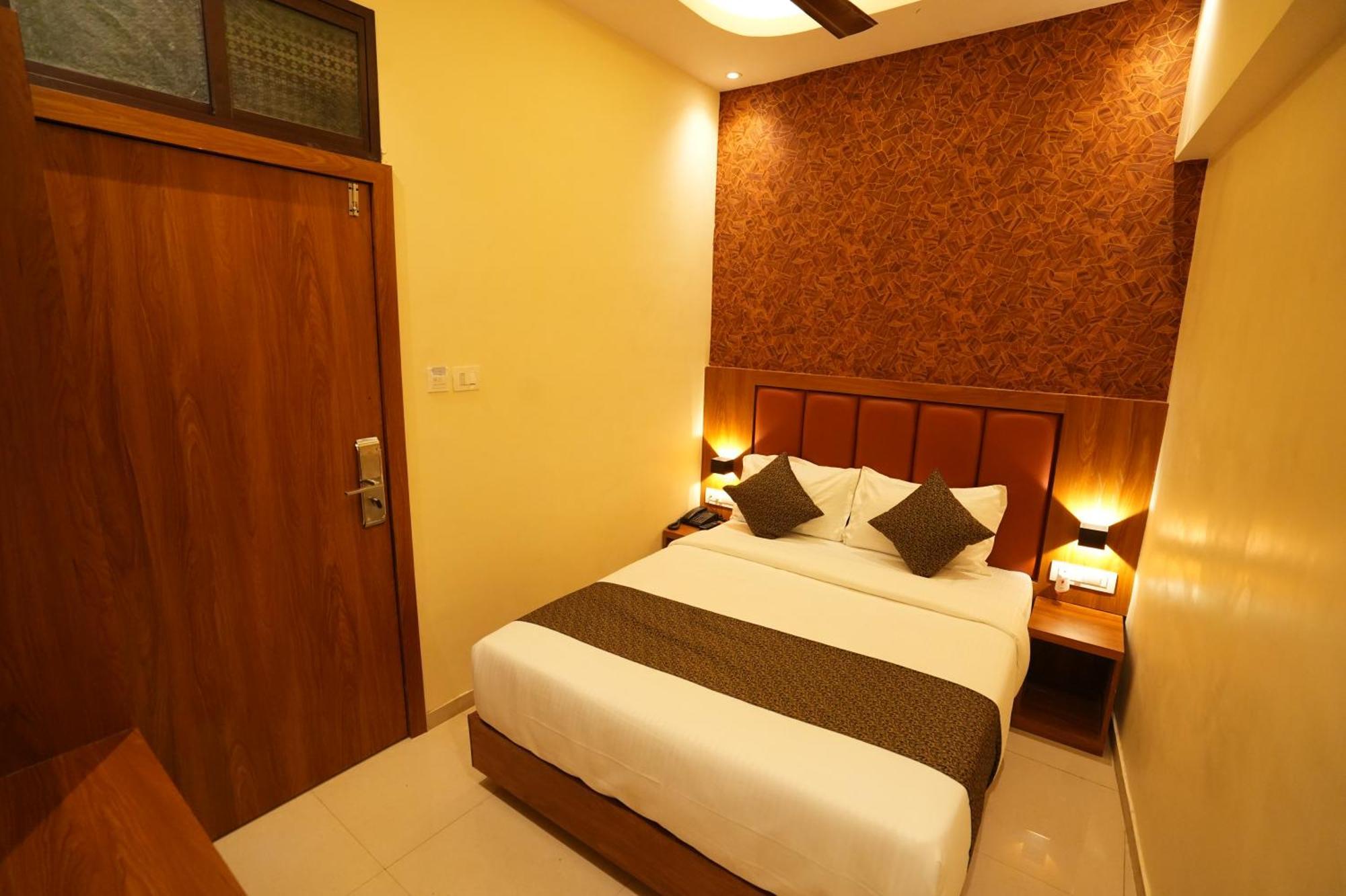 Hotel Boston Mumbai Ngoại thất bức ảnh