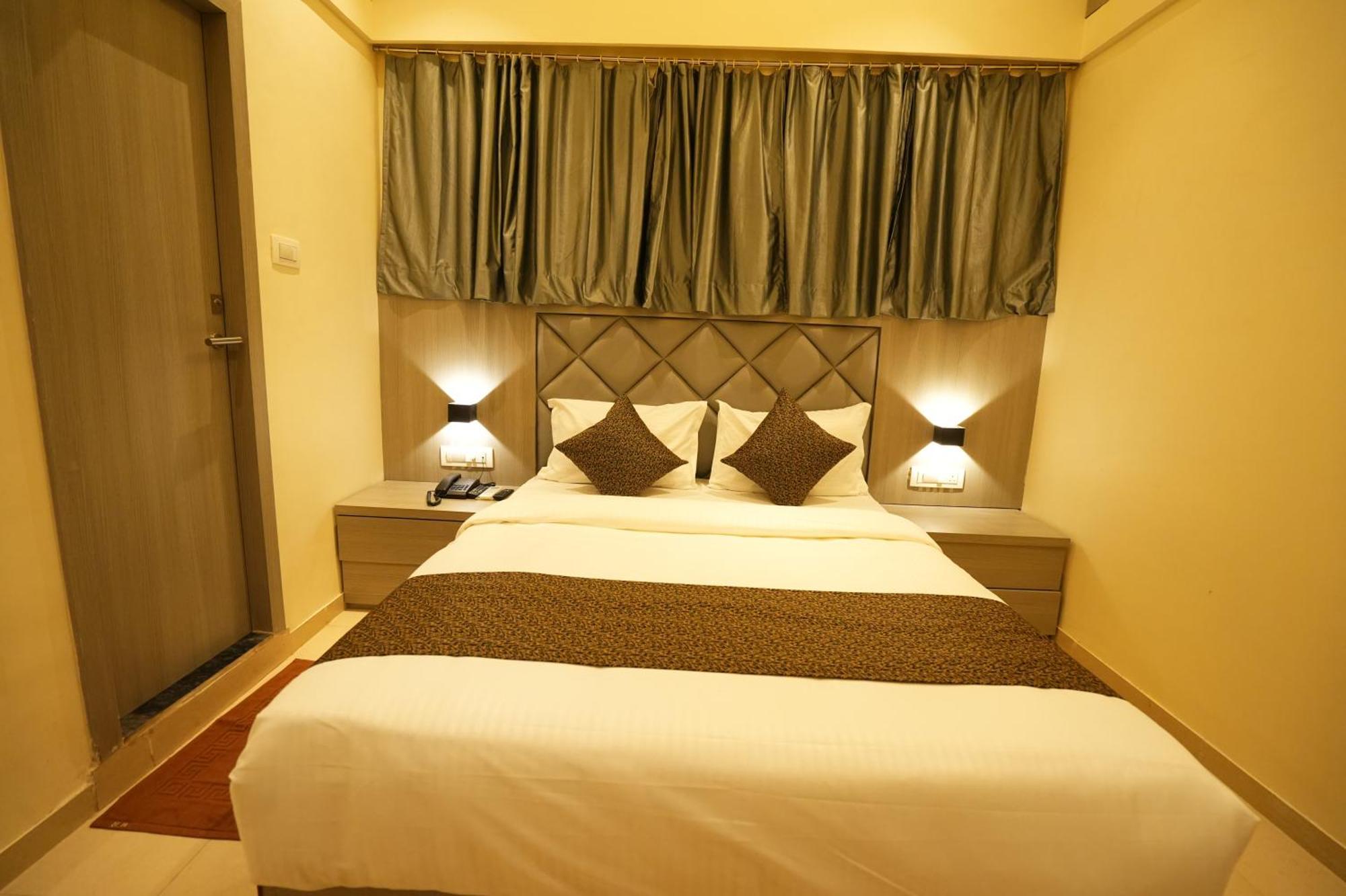 Hotel Boston Mumbai Ngoại thất bức ảnh