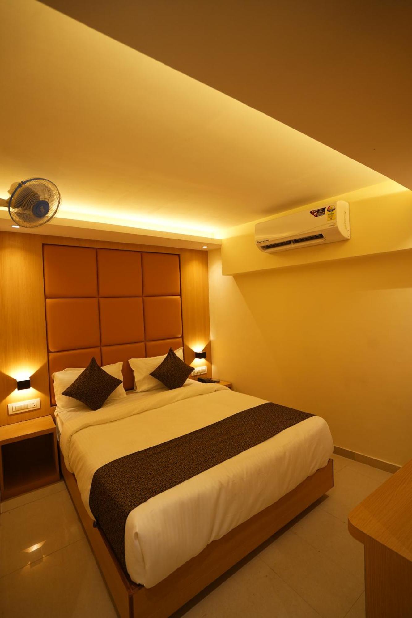 Hotel Boston Mumbai Ngoại thất bức ảnh