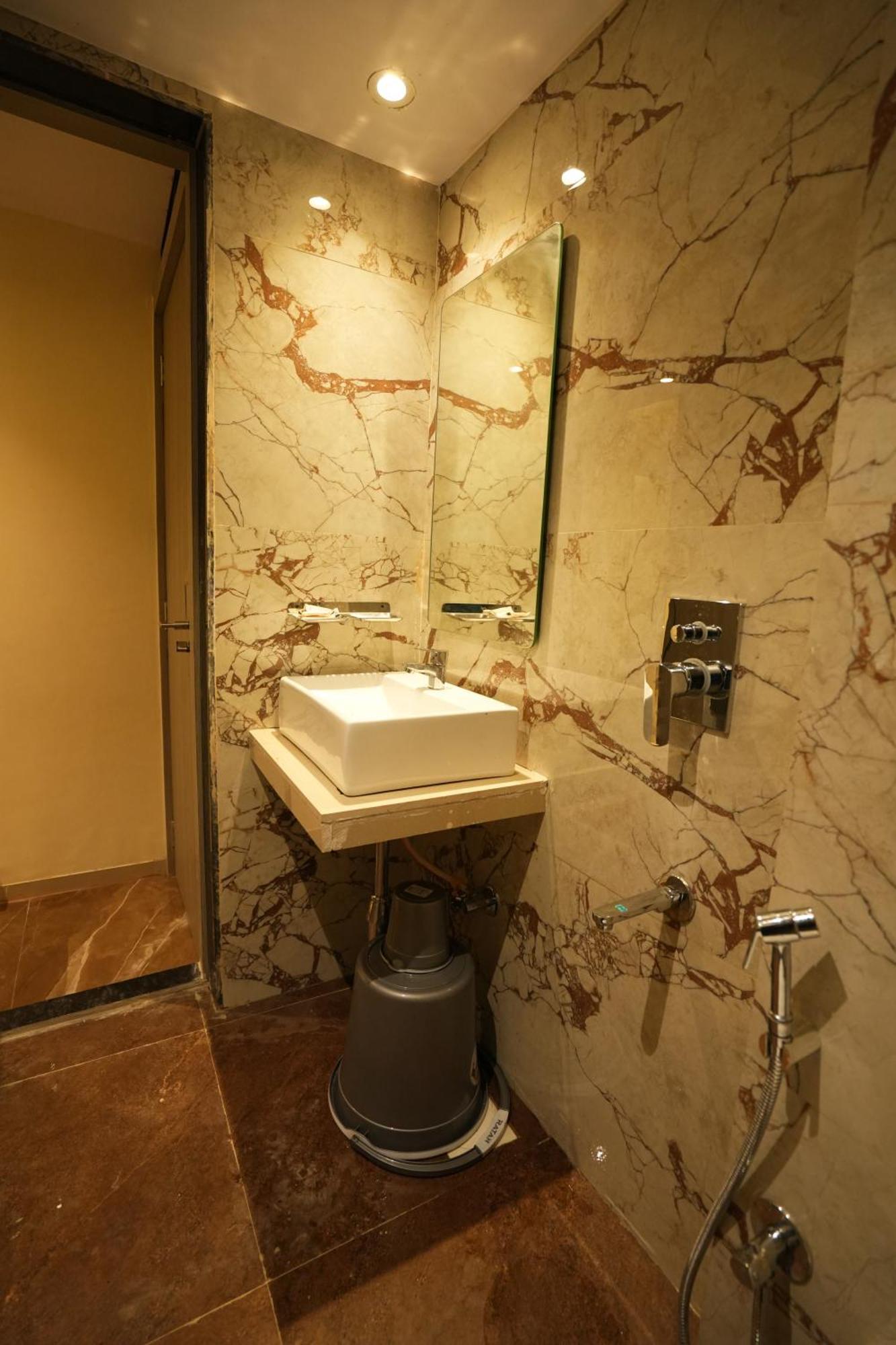 Hotel Boston Mumbai Ngoại thất bức ảnh