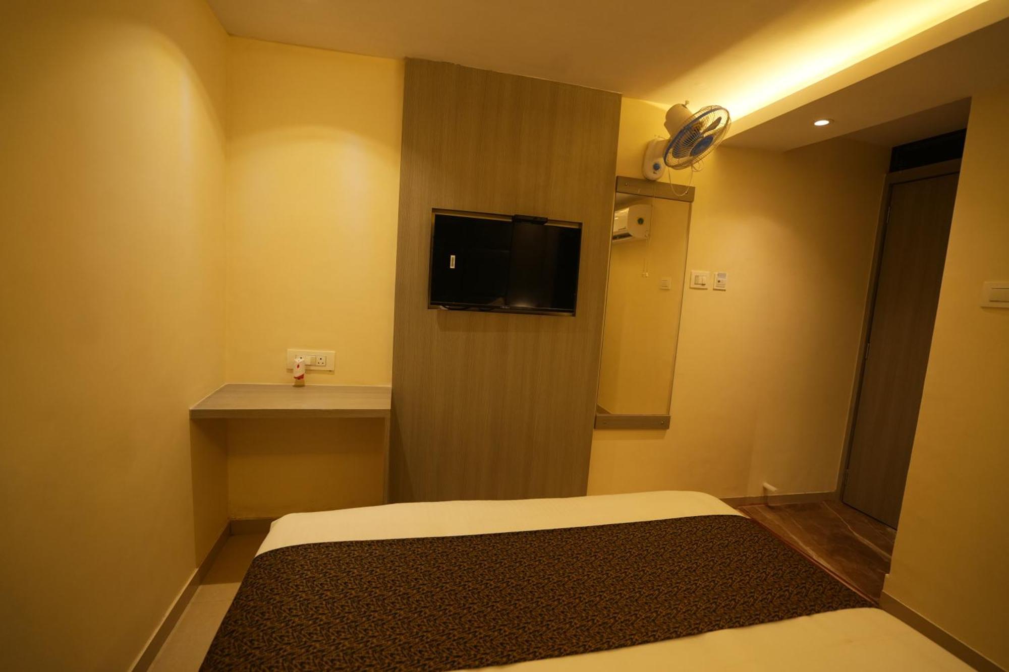 Hotel Boston Mumbai Ngoại thất bức ảnh