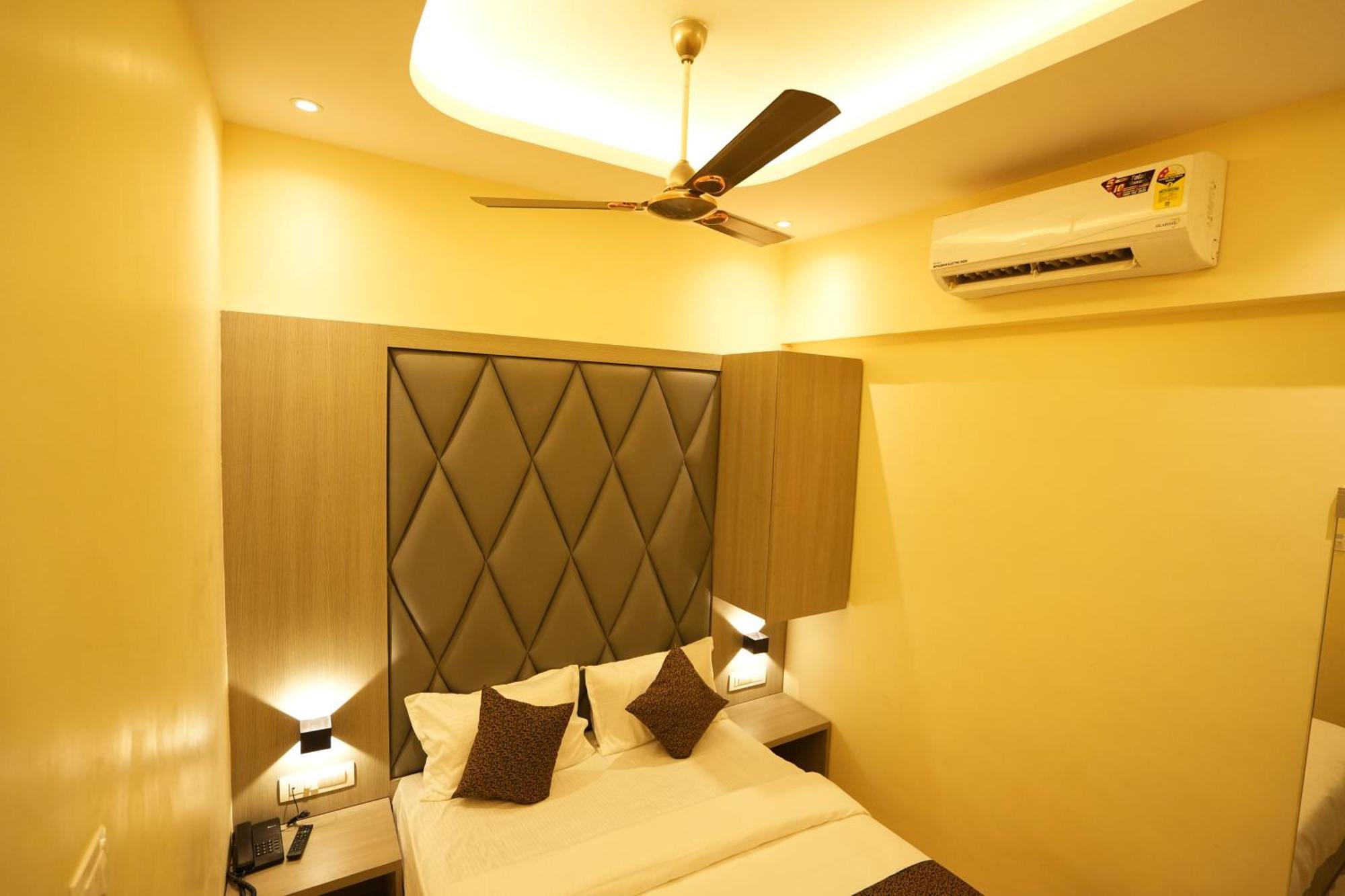 Hotel Boston Mumbai Ngoại thất bức ảnh