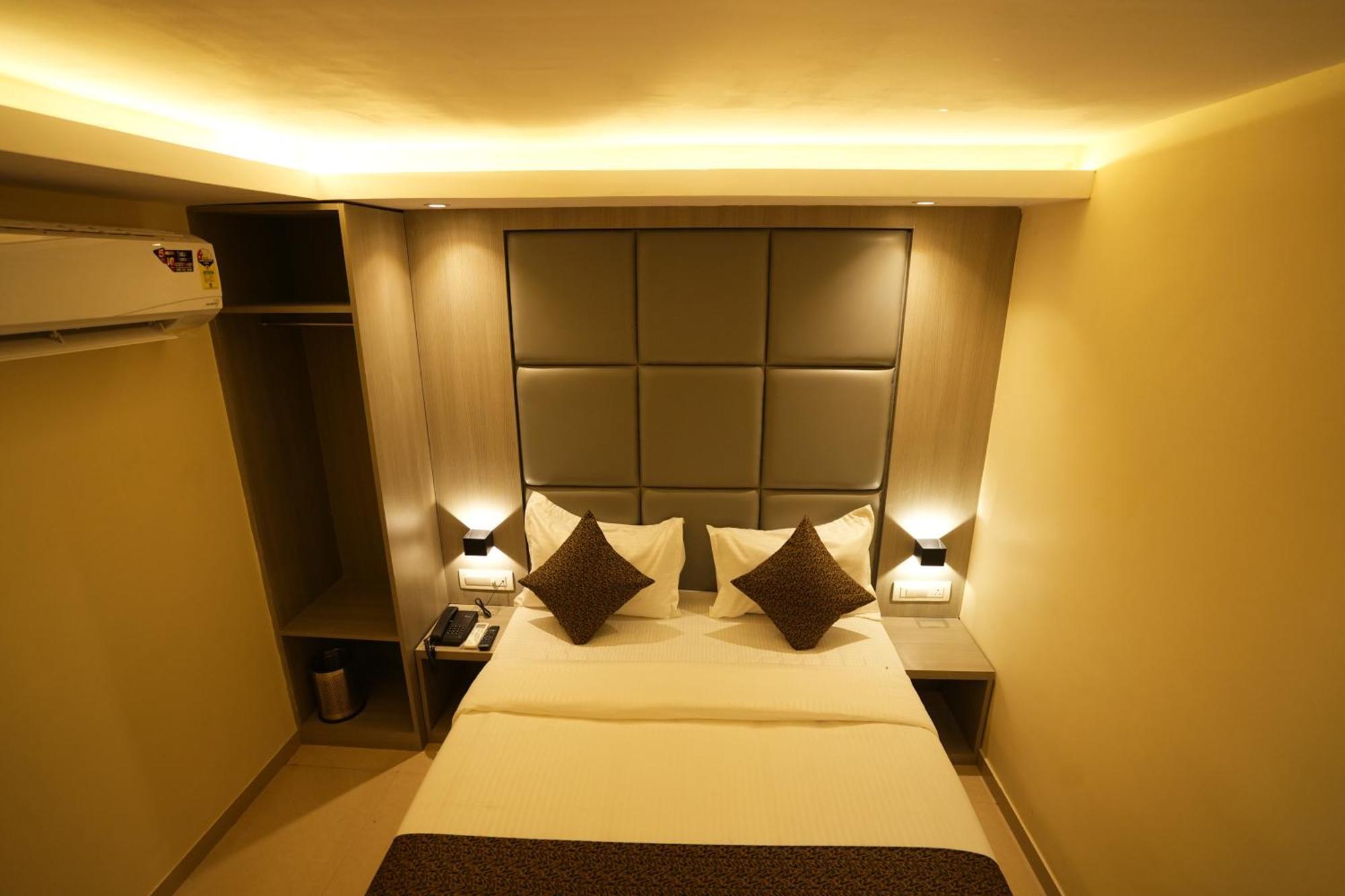 Hotel Boston Mumbai Ngoại thất bức ảnh